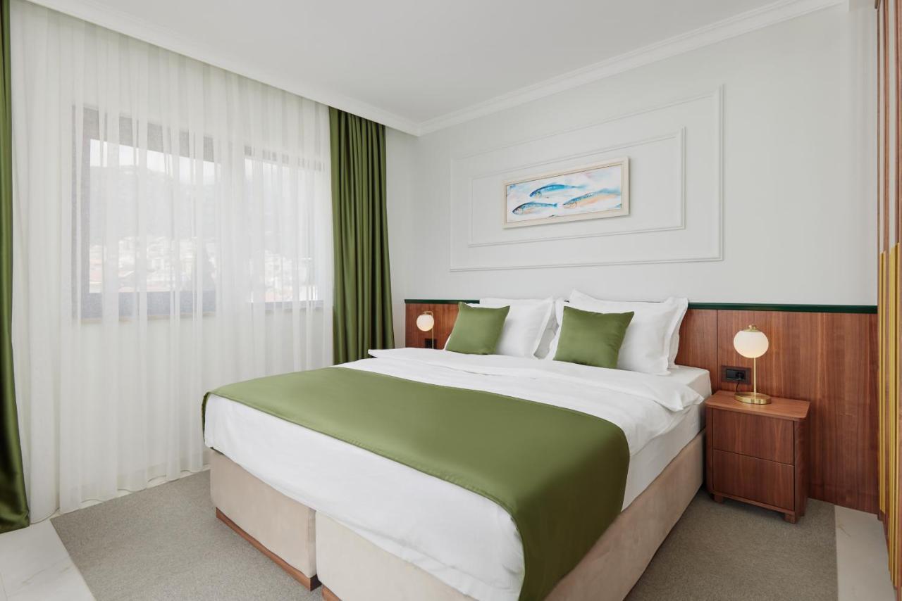 Diplomat By Aycon Hotel