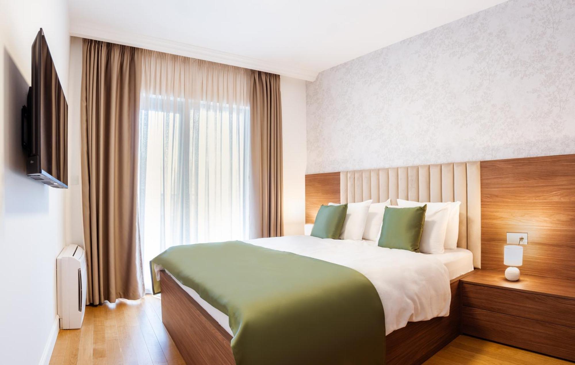 Diplomat By Aycon Hotel